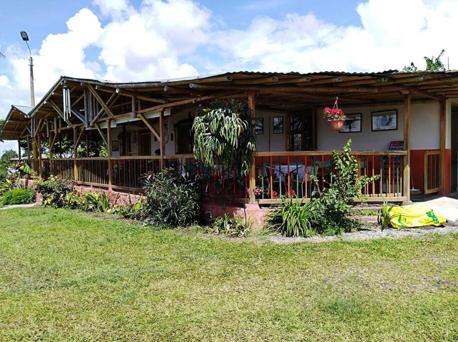 Finca En El Quindio Arrullo Cafetero Quimbaya Exterior foto
